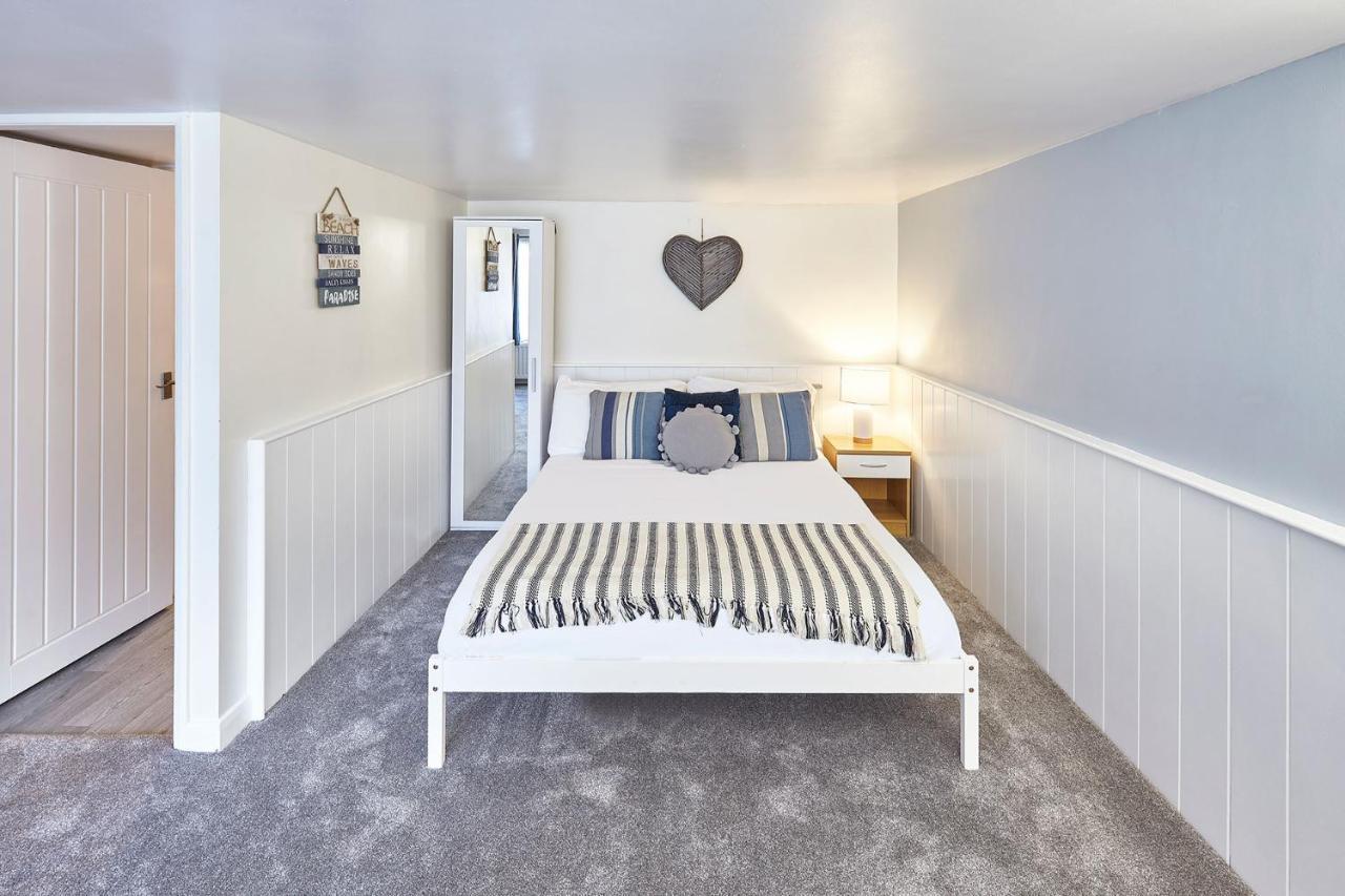 Host & Stay - Princess Place Studio Whitby Exteriör bild