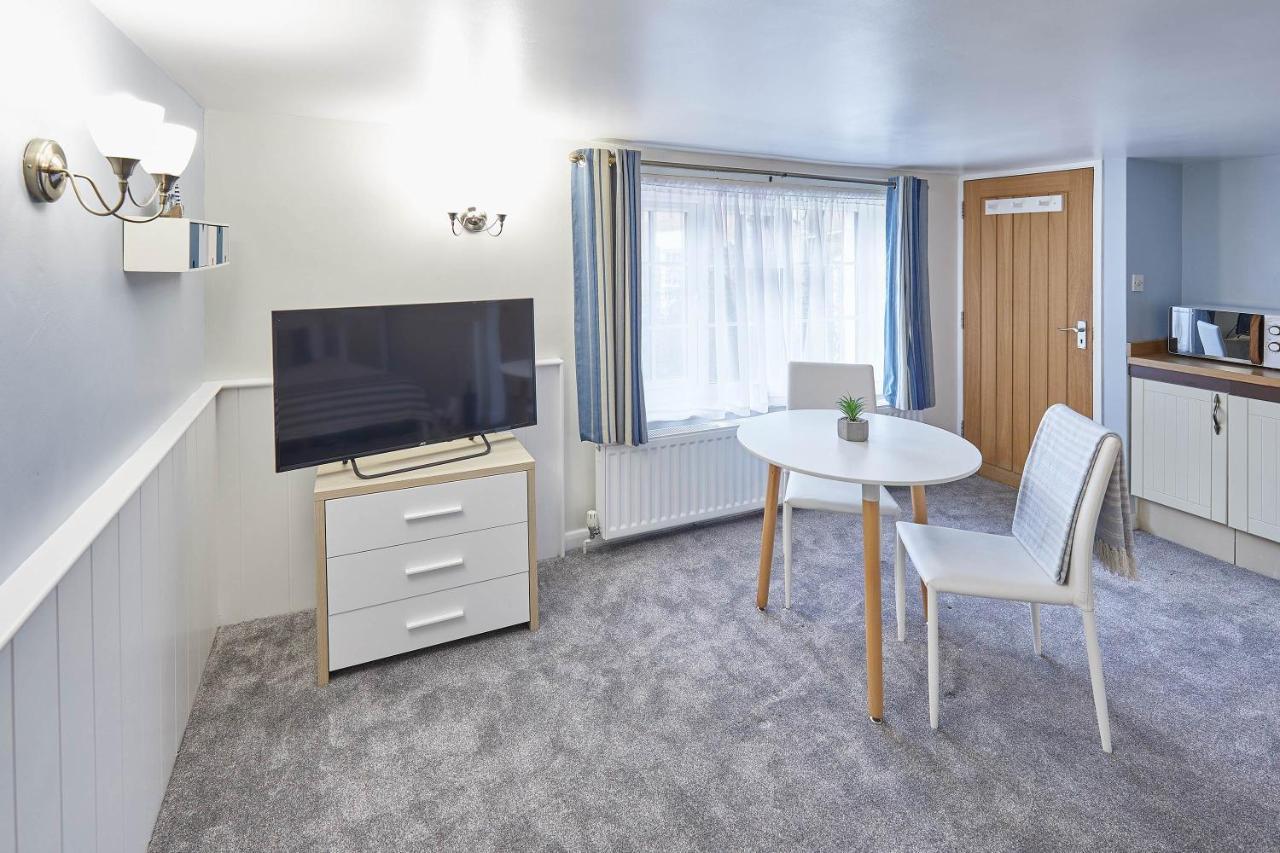 Host & Stay - Princess Place Studio Whitby Exteriör bild